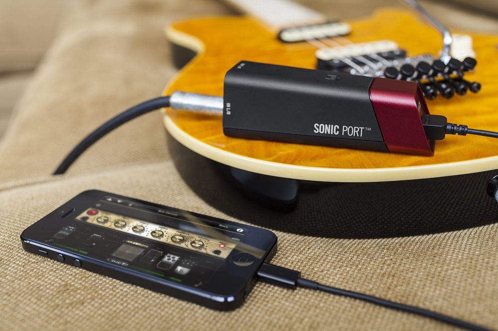 Sonic Port - компактный гитарный интерфейс для iOS | A&T Trade