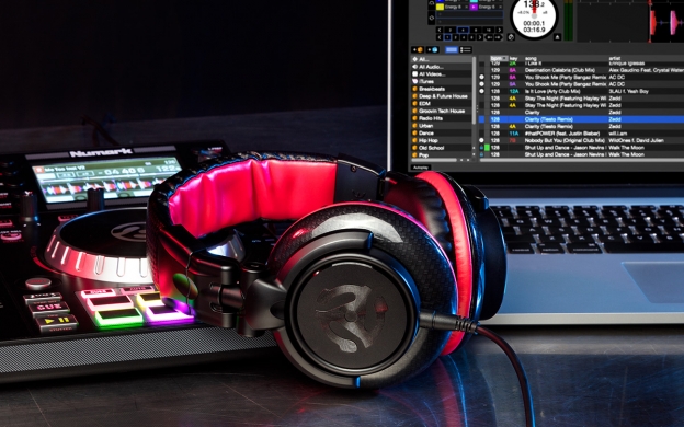 NUMARK RED WAVE CARBON DJ - качество в ярком дизайне | A&T Trade